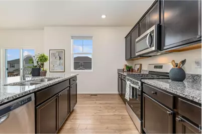 6818 Gateway Crossing St, Wellington, CO 80549 - Photo 17