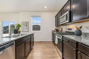 6818 Gtwy Xing St, Wellington, CO 80549 - Photo 17