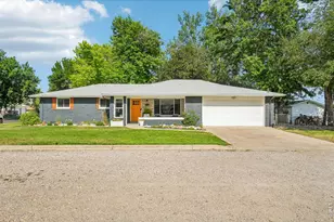 224 W 50th St, Loveland, CO 80538 - Photo 33