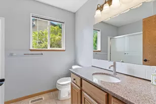 2243 Breckenridge Dr, Berthoud, CO 80513 - Photo 37