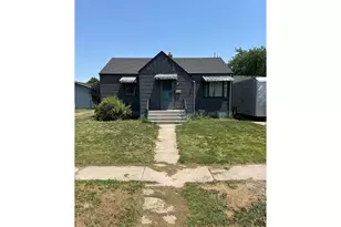 219 S Phelan Ave, Holyoke, CO 80734 - Photo 1