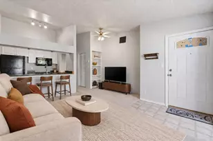 532 Oakwood Dr, Castle Rock, CO 80104 - Photo 3