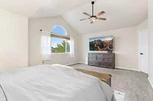 623 Vermilion Peak Dr, Windsor, CO 80550 - Photo 23