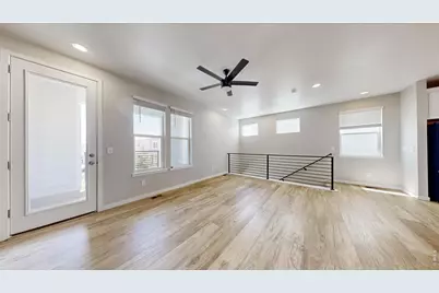 12231 Farmview St, Thornton, CO 80241 - Photo 9