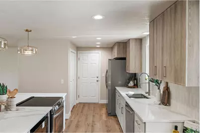 3012 N Sheridan Ave, Loveland, CO 80538 - Photo 13