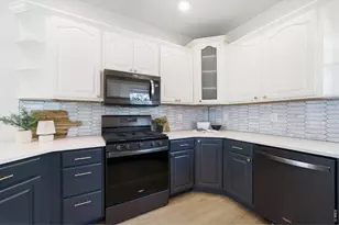 1126 Crescent Dr, Windsor, CO 80550 - Photo 13