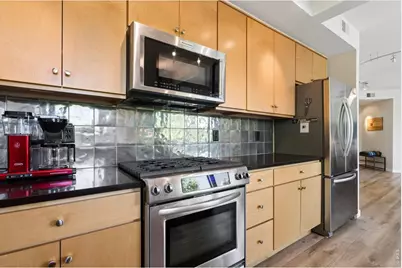 4650 Holiday Dr #201, Boulder, CO 80304 - Photo 9