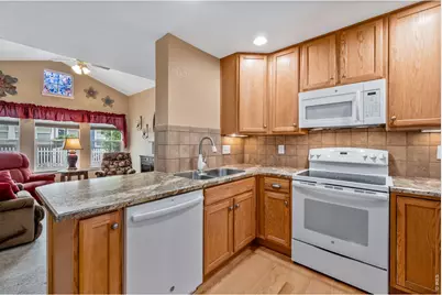 905 Snowberry St, Longmont, CO 80503 - Photo 5