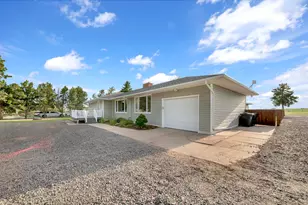 365 S Cedar Ave, Akron, CO 80720 - Photo 5