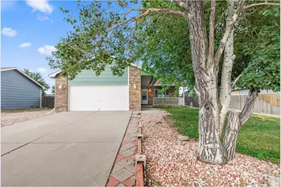 408 Suzann St, Wiggins, CO 80654 - Photo 5