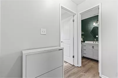 1906 E 18th St, Loveland, CO 80538 - Photo 7