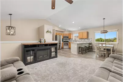 2832 39th Ave, Greeley, CO 80634 - Photo 7