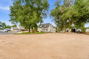302 Ash Ct, Evans, CO 80620 - Photo 3
