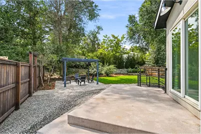 1475 Oak Pl, Boulder, CO 80304 - Photo 11