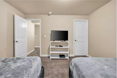 770 Grays Peak Ln, Berthoud, CO 80513 - Photo 21