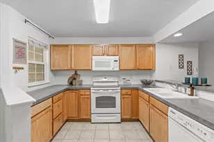 1014 Andrews Peak Dr, Fort Collins, CO 80521 - Photo 9