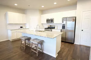 6673 N Ceylon St, Denver, CO 80249 - Photo 3