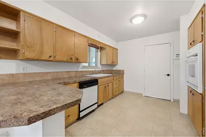 1607 Agate Ct, Loveland, CO 80538 - Photo 11