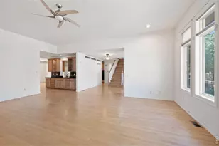 977 Thorncreek Ct, Thornton, CO 80241 - Photo 7
