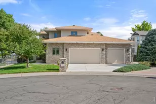 977 Thorncreek Ct, Thornton, CO 80241 - Photo 1