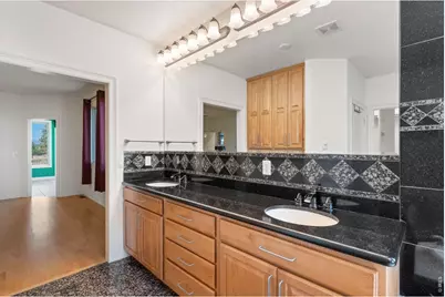977 Thorncreek Ct, Thornton, CO 80241 - Photo 13