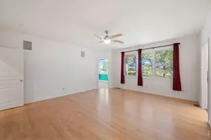 977 Thorncreek Ct, Thornton, CO 80241 - Photo 11