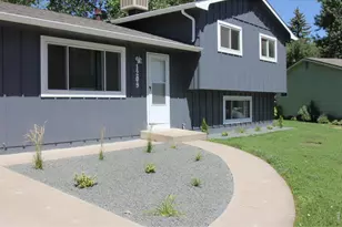 1209 Village Ln, Fort Collins, CO 80521 - Photo 3