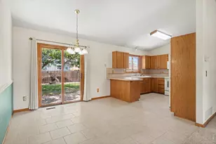 627 E 42nd St, Loveland, CO 80538 - Photo 7