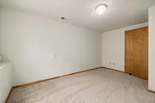 627 E 42nd St, Loveland, CO 80538 - Photo 37