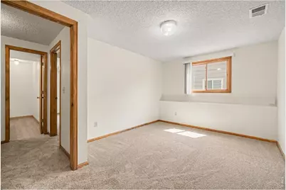 627 E 42nd St, Loveland, CO 80538 - Photo 21