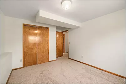627 E 42nd St, Loveland, CO 80538 - Photo 33