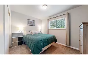 2212 Woodford Ct, Fort Collins, CO 80521 - Photo 11