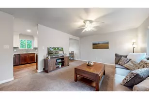 2212 Woodford Ct, Fort Collins, CO 80521 - Photo 3