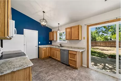 2880 Katie Dr, Loveland, CO 80537 - Photo 5