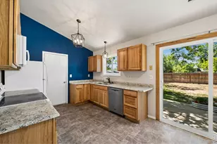2880 Katie Dr, Loveland, CO 80537 - Photo 5