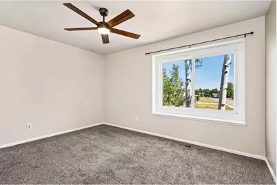 2880 Katie Dr, Loveland, CO 80537 - Photo 11