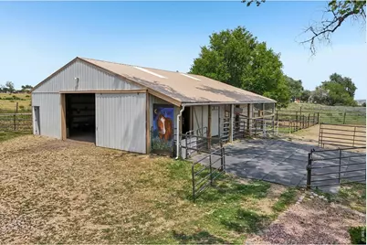 2532 S County Road 15, Berthoud, CO 80513 - Photo 33