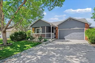 943 Eagle Dr, Loveland, CO 80537 - Photo 3