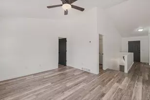 943 Eagle Dr, Loveland, CO 80537 - Photo 3