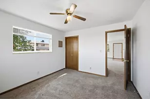 2264 S Colorado Ave, Loveland, CO 80537 - Photo 25