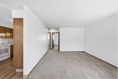 2264 S Colorado Ave, Loveland, CO 80537 - Photo 17