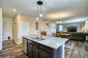 5340 Stagecoach Ave, Longmont, CO 80504 - Photo 27