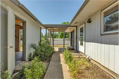 2413 W Elizabeth St, Fort Collins, CO 80521 - Photo 3