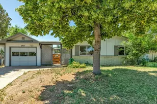 2413 W Elizabeth St, Fort Collins, CO 80521 - Photo 1