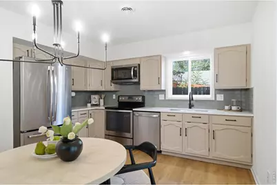 545 E 11th St, Loveland, CO 80537 - Photo 3