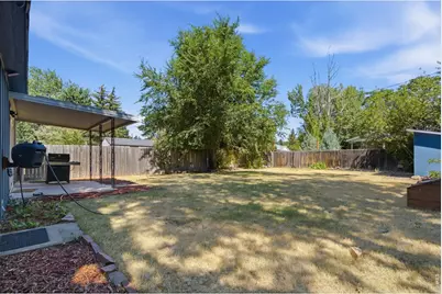 545 E 11th St, Loveland, CO 80537 - Photo 25