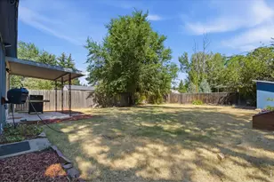 545 E 11th St, Loveland, CO 80537 - Photo 25