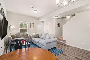 107 S 8th St, Berthoud, CO 80513 - Photo 3