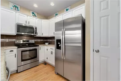 2940 Champion Cir, Loveland, CO 80538 - Photo 5