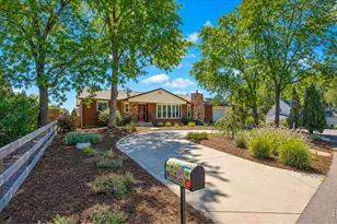 300 Crestridge Ln, Longmont, CO 80501 - Photo 3